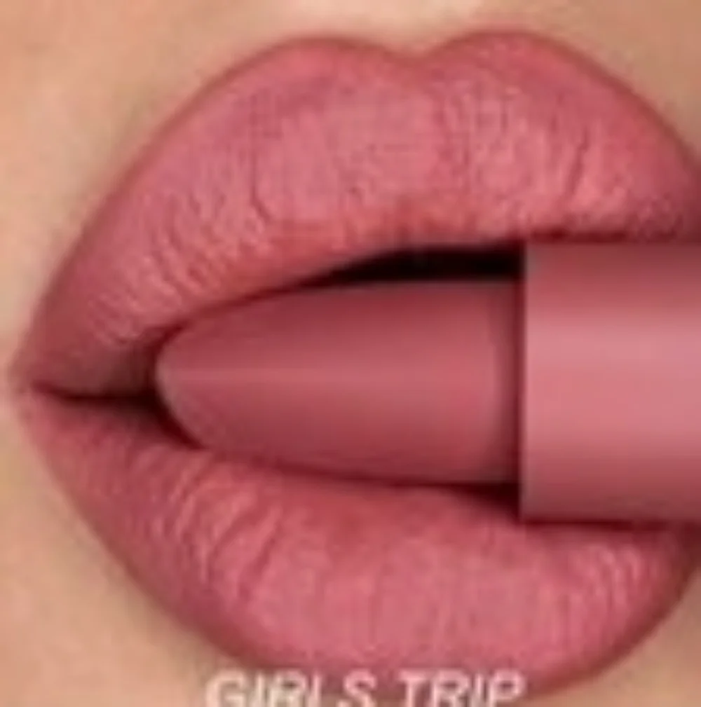 HUDA BEAUTY Girls Trip Lipstick - Cool Toned Soft Natural Pink